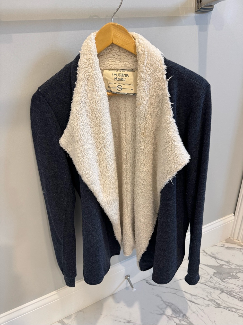California Moonrise Women's Navy Jacket with Cream Sherpa Collar
